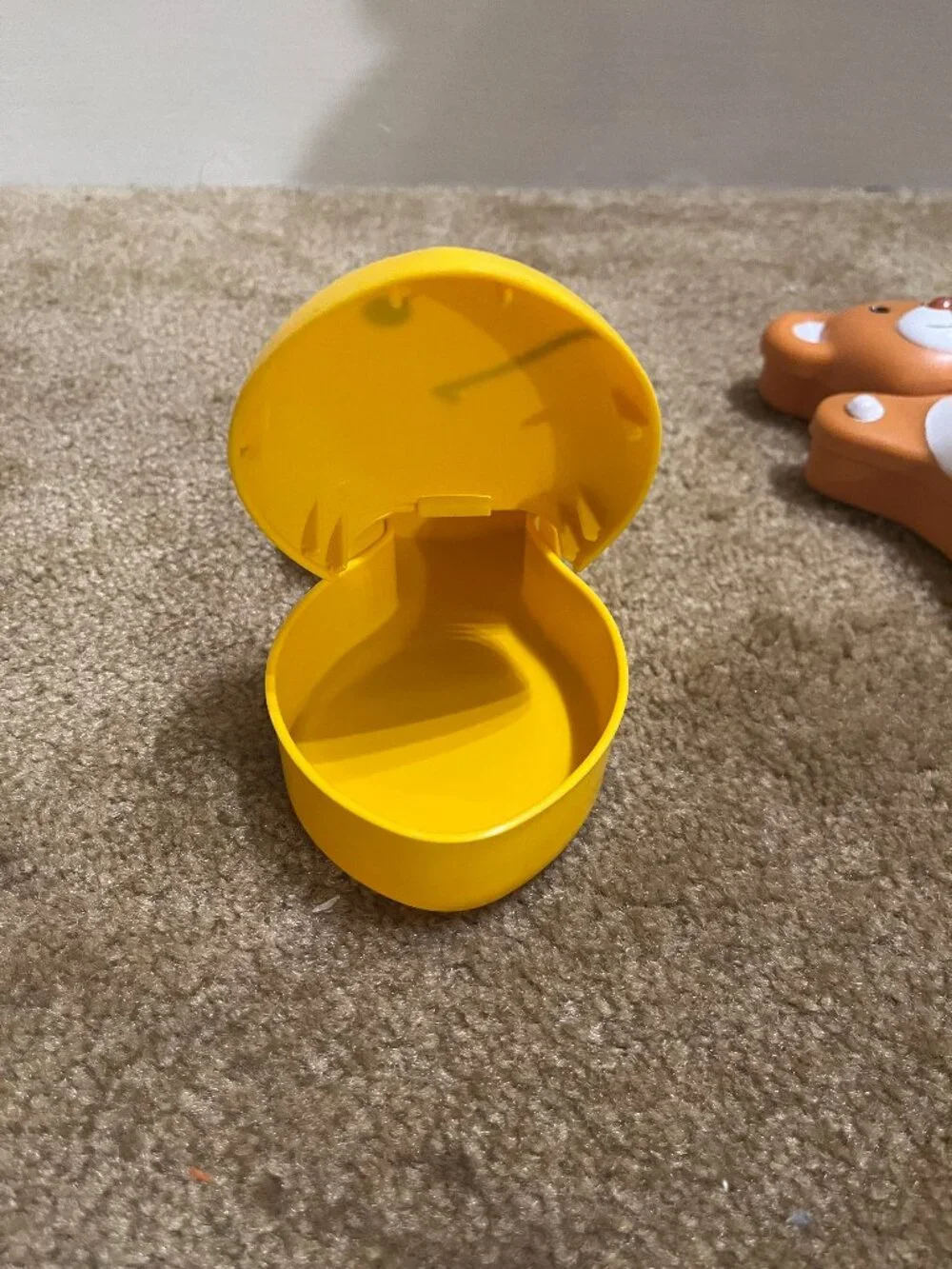 Goldfish and Teddie Graham snack containers